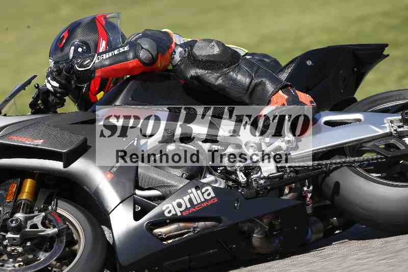 /43 08.08.2025 Discover the Bike ADR/Race 3 rot/178